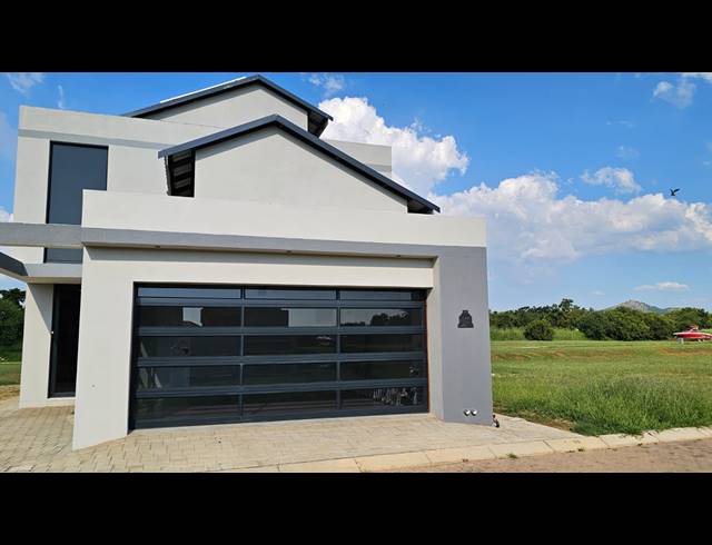 3 BEDROOM FREESTANDING FOR SALE IN THE ISLANDS ESTATES